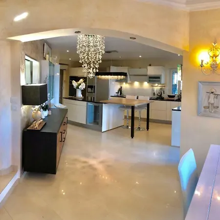Villa Cocoa *